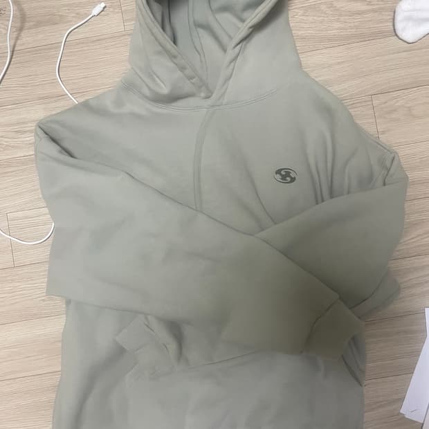 산산기어 후드티 