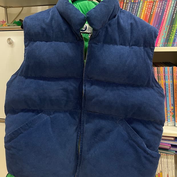 크레센트다운 코듀로이 네이비 패딩베스트 XL 팝니다.(상태좋음)