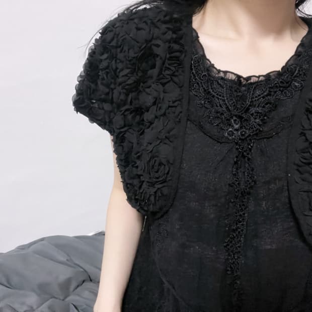 Rose Bolero cardigan
