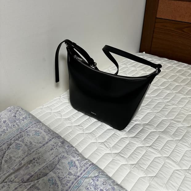 스탠드오일 소피백 블랙 미사용제품