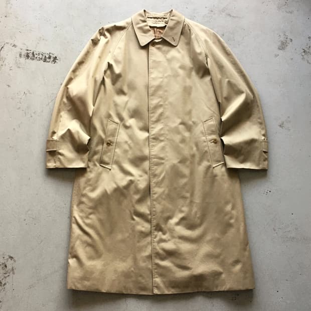 2000‘s Burberrys Gabardine Single Coat