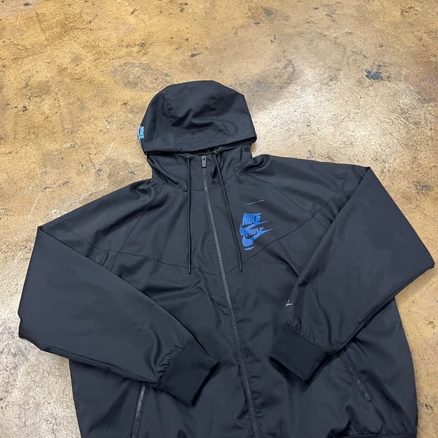 [정품/105] 나이키 바람막이 블랙 b8
