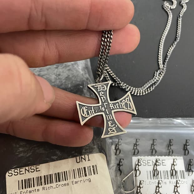 Enfants Riches Deprimes Cross 펜던트 목걸이