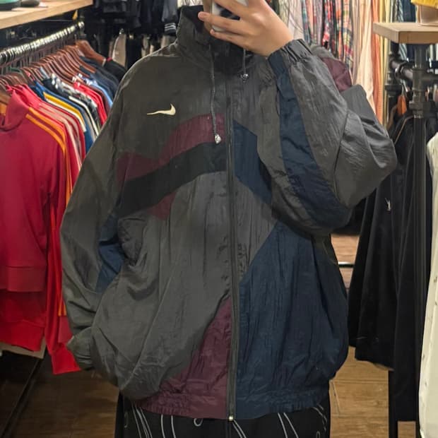 [HI] Nike바람막이 그레이 배색