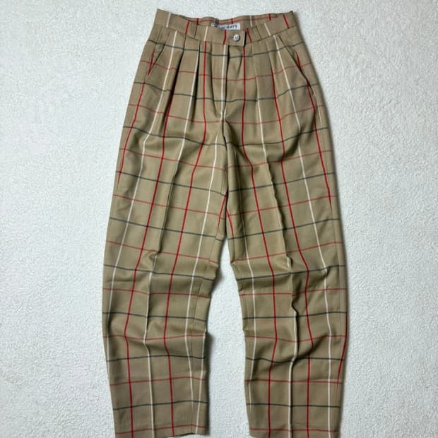 버버리 90's 하이웨스트 테이퍼드핏 체크 팬츠 PN6417