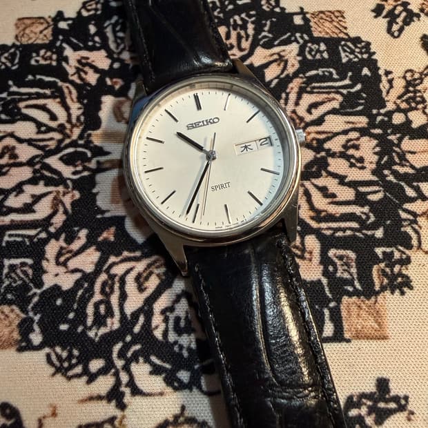 SEIKO 빈티지 쿼츠 시계