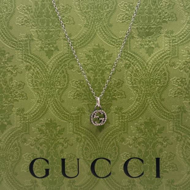 구찌 목걸이