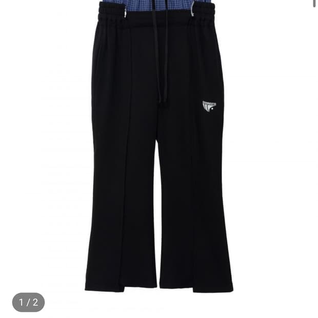 에크라손 DOUBLE WAIST CUT OUT SWEAT PANTS
