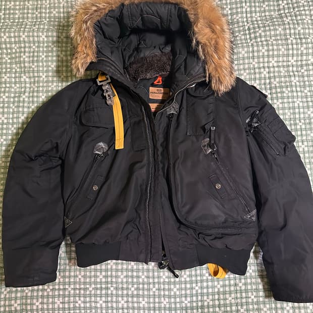 파라점퍼스 고비 판매합니다