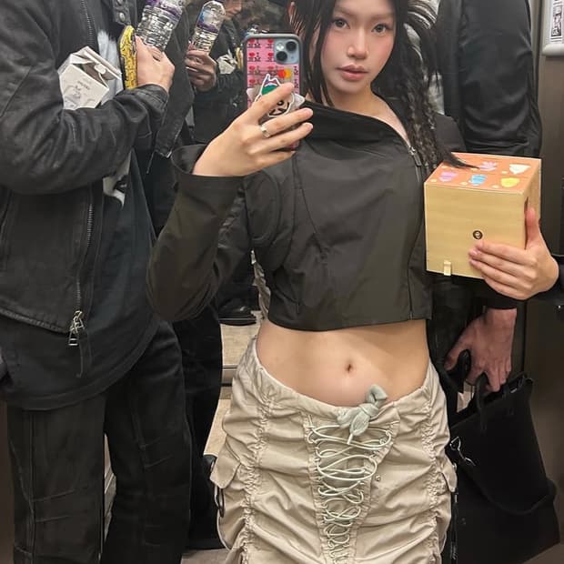 혜인서 크롭 쉘 자켓 1size 유일매물