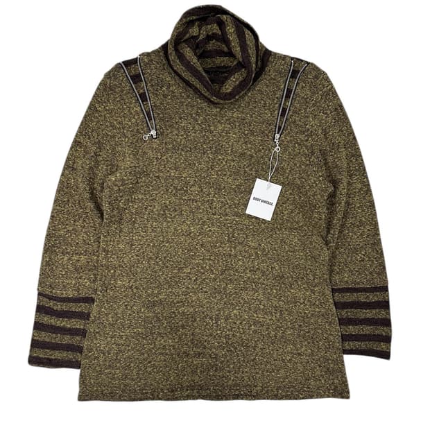 Zipped Neck Knit Pullover