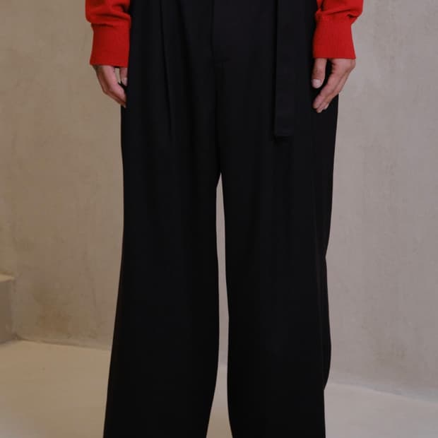 다이브인 LOOSED BELTED WIDE SLACKS BLACK 1