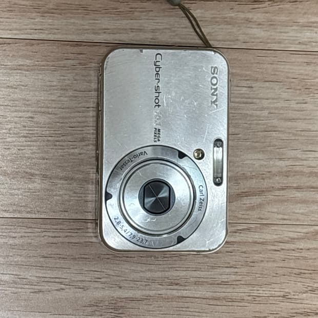 소니 dsc-n2