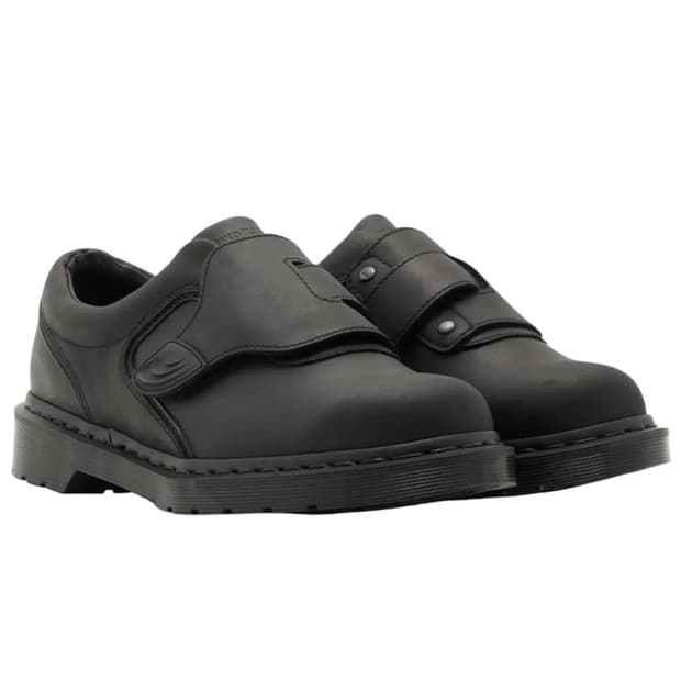 키코 코스타디노브 닥터마틴 더비