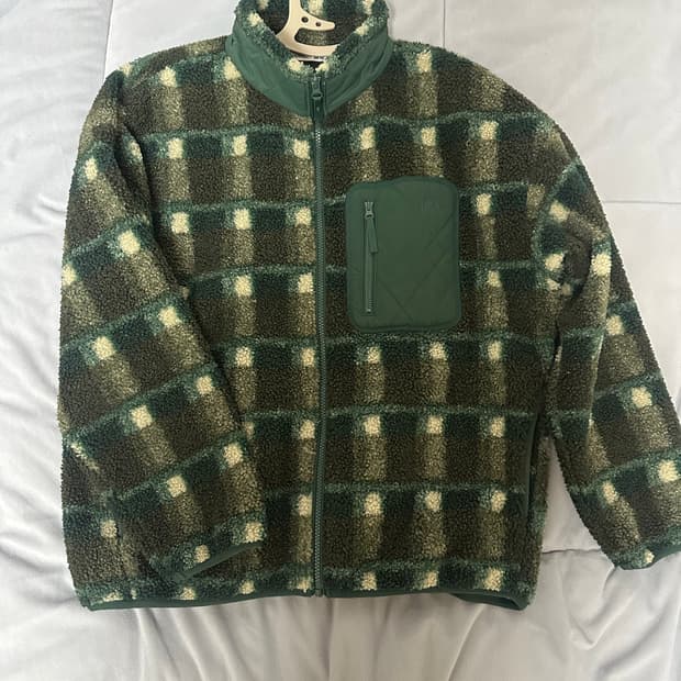 유니클로 JW 앤더슨 콜라보 후리스 자켓