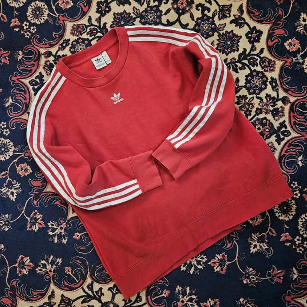 아디다스(Adidas) 스몰 센터로고 삼선 다홍 맨투맨 M