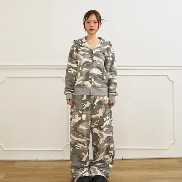 탄산마그네슘 주영X탄산 후드집업 & 스터드 스웻 팬츠 셋업