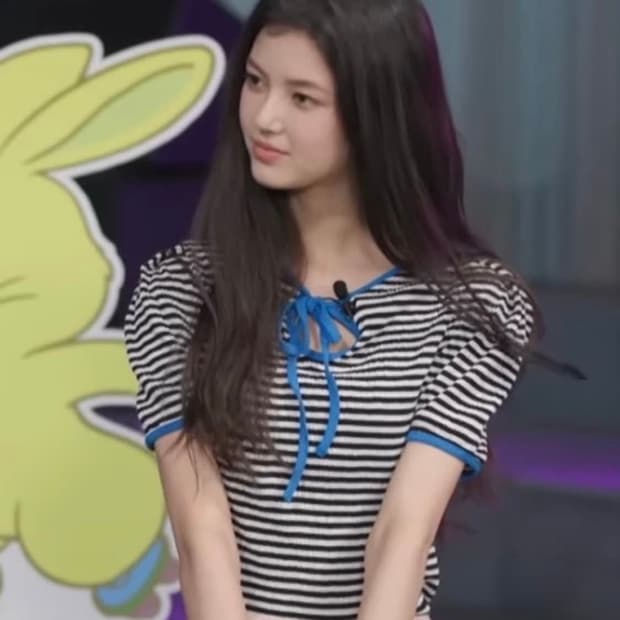 (뉴진스 다니엘 착용) 더로켓 반팔