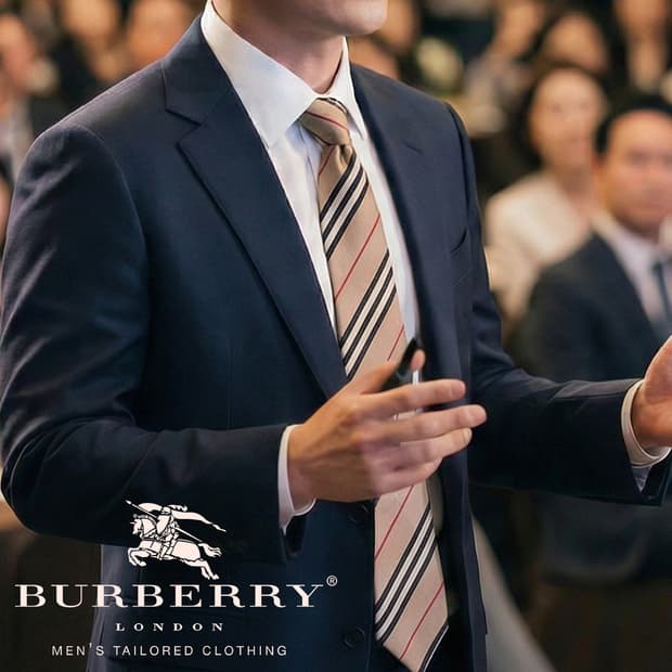 버버리 실크 베이지&브라운 스트라이프 넥타이 8.9cm A등급 K1851