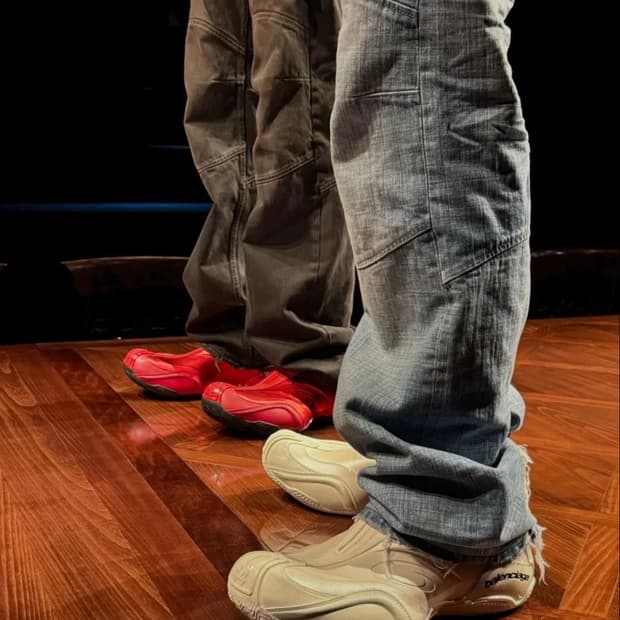 [41] 발렌시아가 25FW 바스켓볼 스니커즈 화이트 백화점판