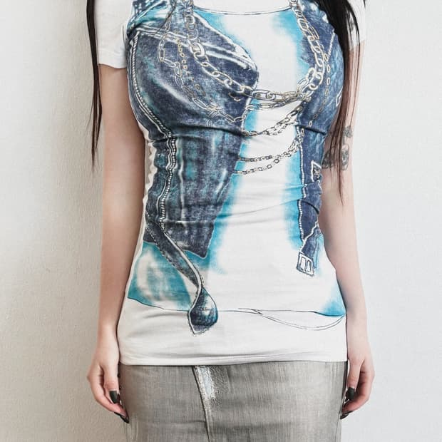 돌체앤가바나 트롱프뢰유 티셔츠