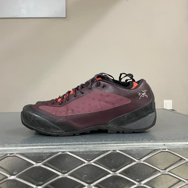 아크테릭스 어크럭스 FL 어프로치 250