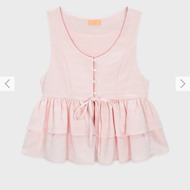 시눈 V-Neck Vest Tiered Blouse