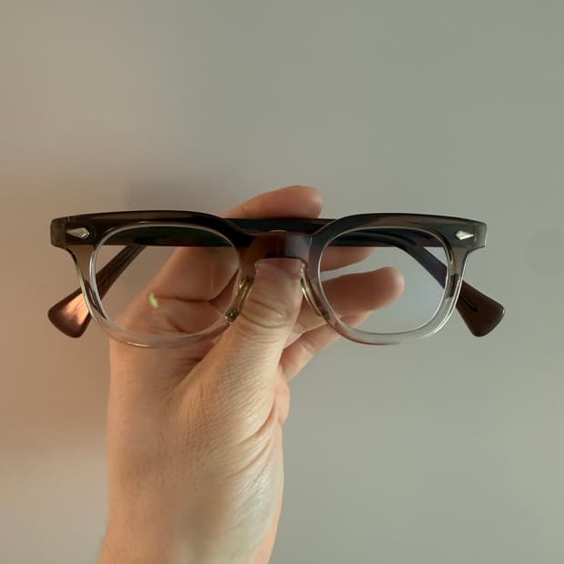 70s 아메리칸 옵티컬 브라운 44-24