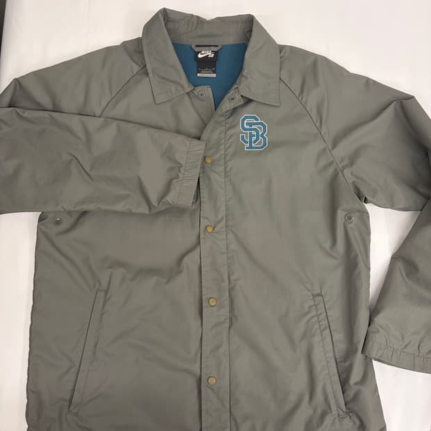 [L] 나이키 SB 코치 자켓 그레이