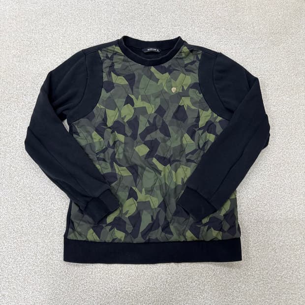 90 블랙야크 여성 카모 맨투맨 0130T1