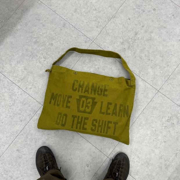 컬렉트피시스 CML messenger bag