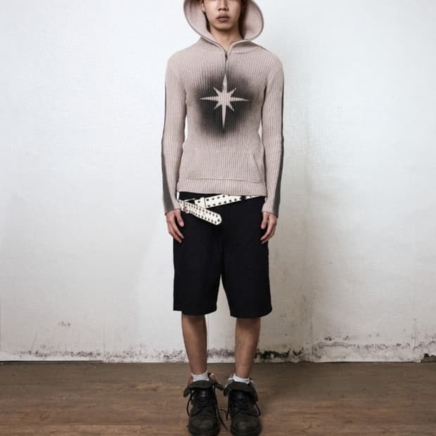 스모크어스타 Sprayed Star Knit Hoodie (Beige)2