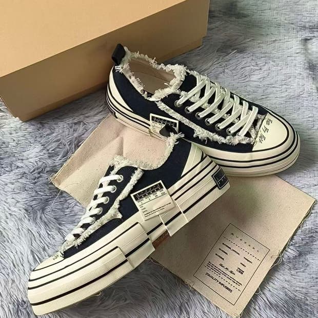 xVessel Lows Black 엑스베젤 펑첸왕 스니커