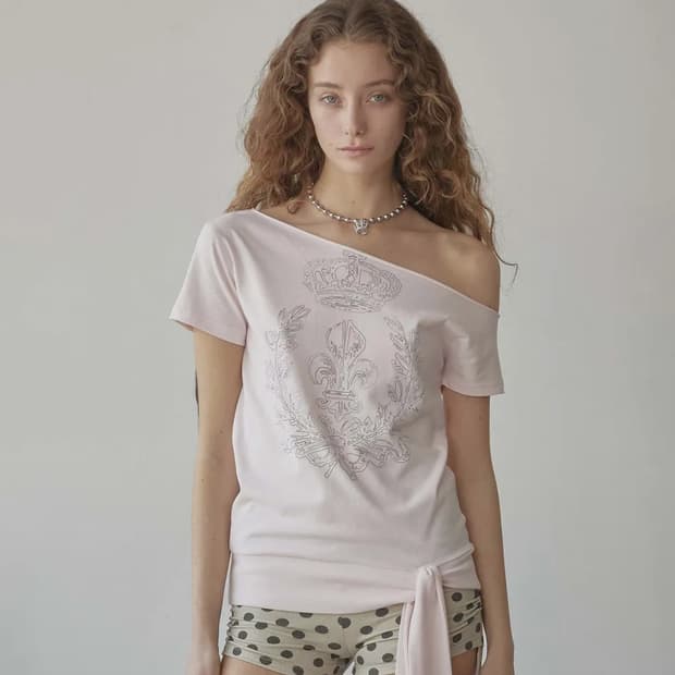 스컬프터 Chateau Shithole Tie Tee Pale Pink
