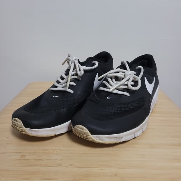 (235) NIKE 나이키 블랙 운동화 런닝화 스니커즈