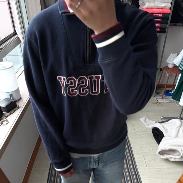 스투시 하프집업 맨투맨