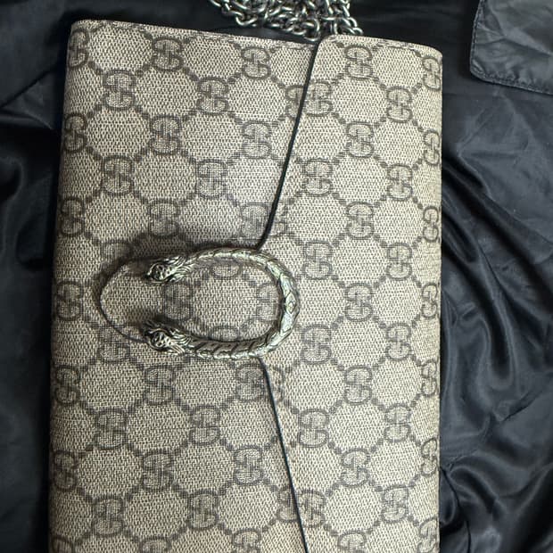 구찌 클러치 백