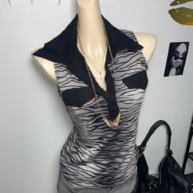 Zebra 지브라 글리터 홀터 나시 슬리브리스