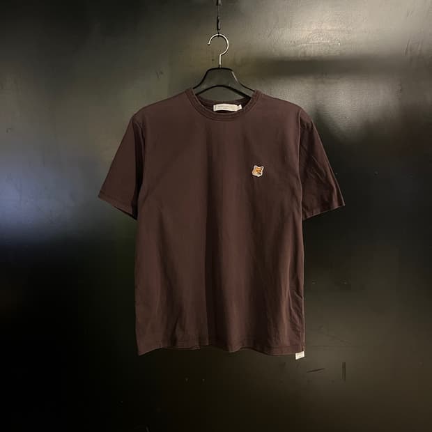 메종키츠네 폭스 헤드 초콜릿 반팔 티셔츠