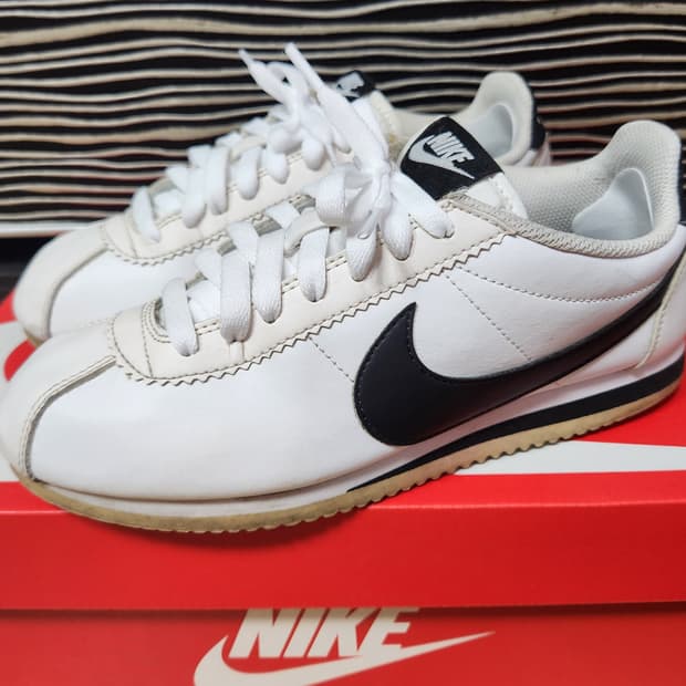Nike 나이키 클래식 코르테즈  화이트블랙 807471-101 스니커즈
