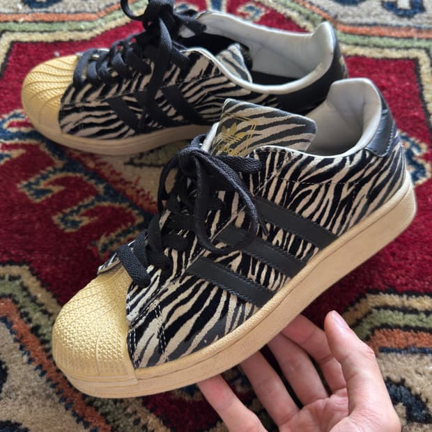 아디다스 한정판 FA YNG Zebra Superstar