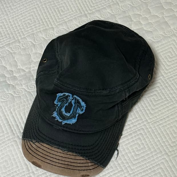 트루릴리젼 모자