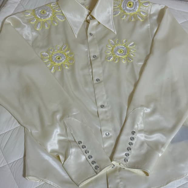 블루마블 새틴 셔츠