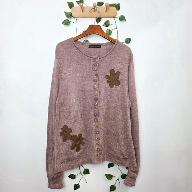 쪼로록 단추 패치 가디건