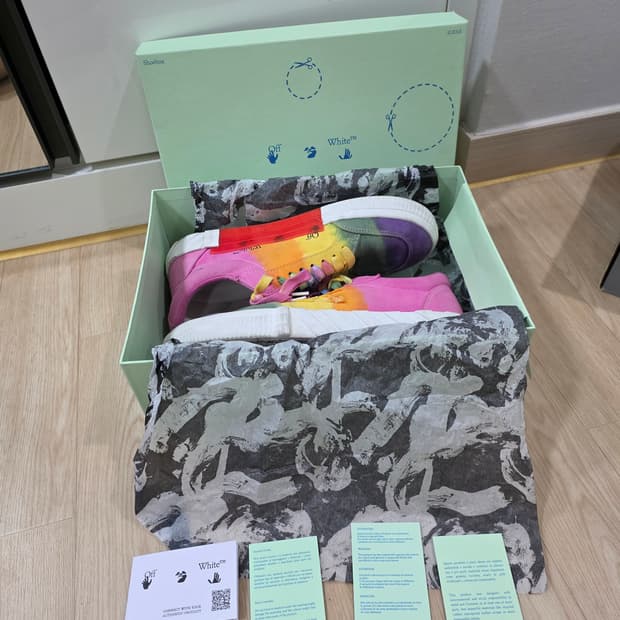 오프화이트 애로우 로우 벌크 스니커즈 운동화 43 (275) G08848