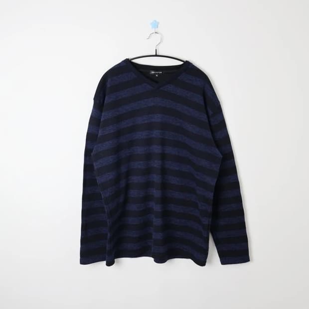JPN Crescentmax Stripe V-Neck Knit