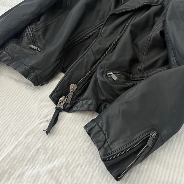  ▫️Armani Jeans Leather Jacket