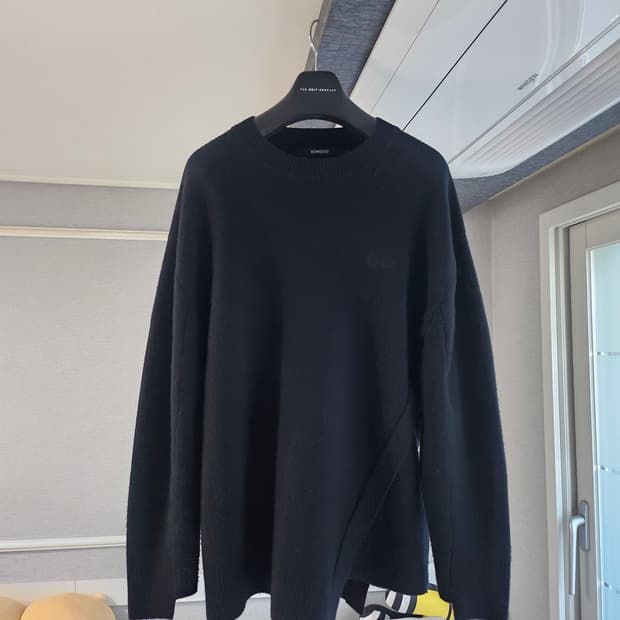 [거의 새것] 송지오옴므 스웨터 니트 티셔츠 46