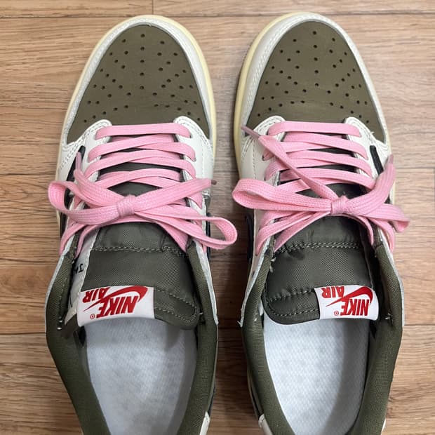 ( 260 ) 조던1 X 트레비스 스캇 레트로 로우OG 리버스 올리브