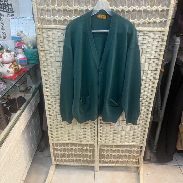 50/100 정품 펜디 가디건 팝니다